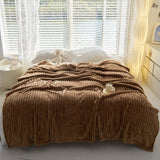 CloudHug Bubble Plush Blanket - Deep Coffee